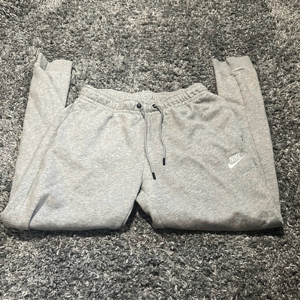 Nike Gray Women's Jogger Sweatpants